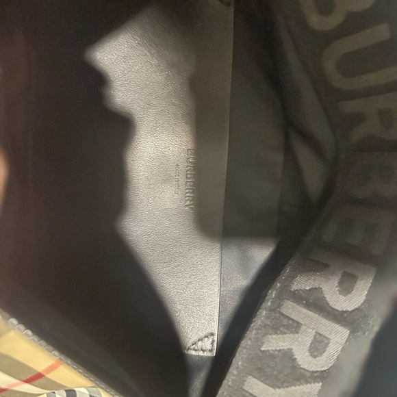 Burberry Black and Tan Satchel - Picture 4 of 4